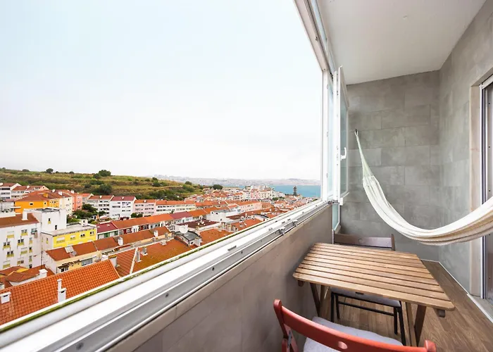 Cacilhas Amazing View Of Lisbon Close To Caparica Appartement *