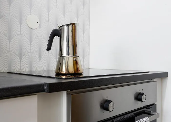 Cacilhas Amazing View Of Lisbon Close To Caparica *