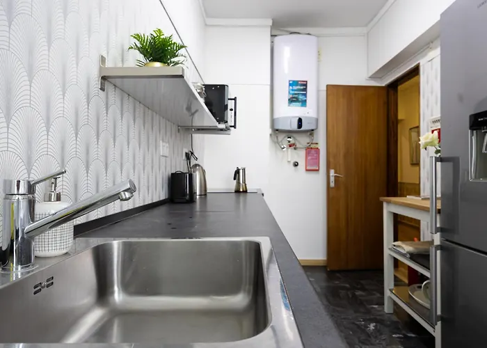 Cacilhas Amazing View Of Lisbon Close To Caparica Almada